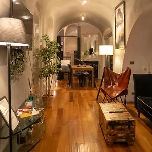 Appartamento Domus Ciancaleoni - Colosseum - Rione Monti, Roma