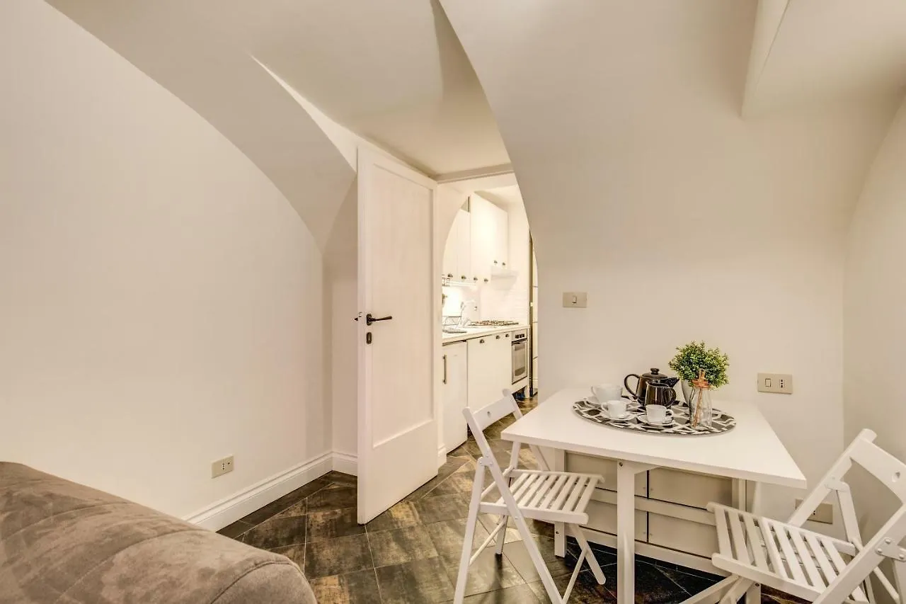 Fori imperiali lovely apartment Roma 0*,  Italia
